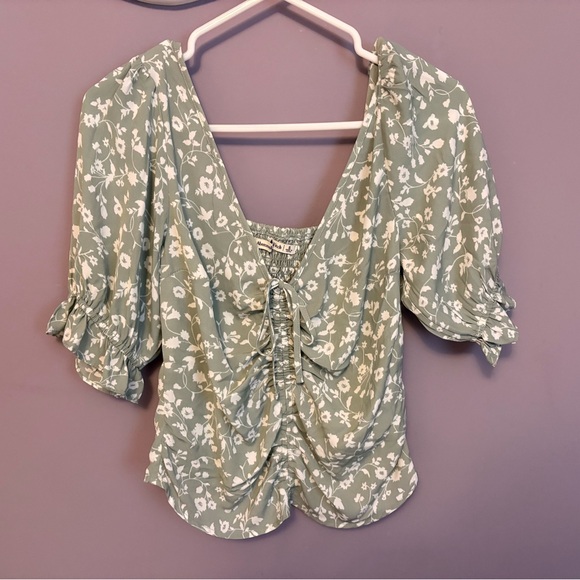 Abercrombie & Fitch Tops - Abercrombie and Fitch Top